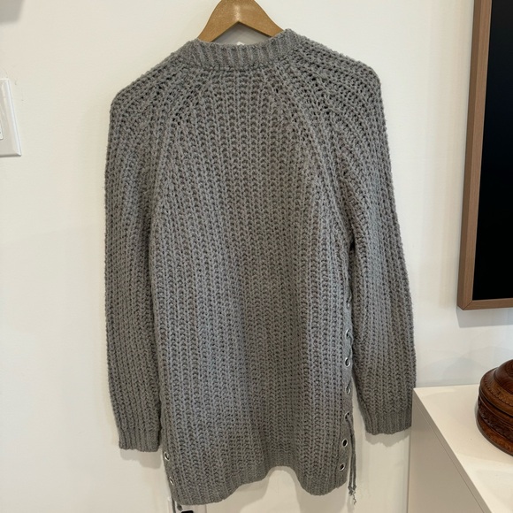 Chunky Oversized Gray Knit Cardigan - Picture 3 of 6